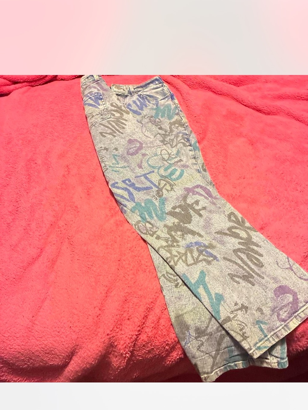 Women’s Graffiti Print Flared Jeans - Multicolor